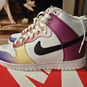 NWT Nike Women's Dunk High Multi-color Summit White FD0802-100 Size 8 US NEW